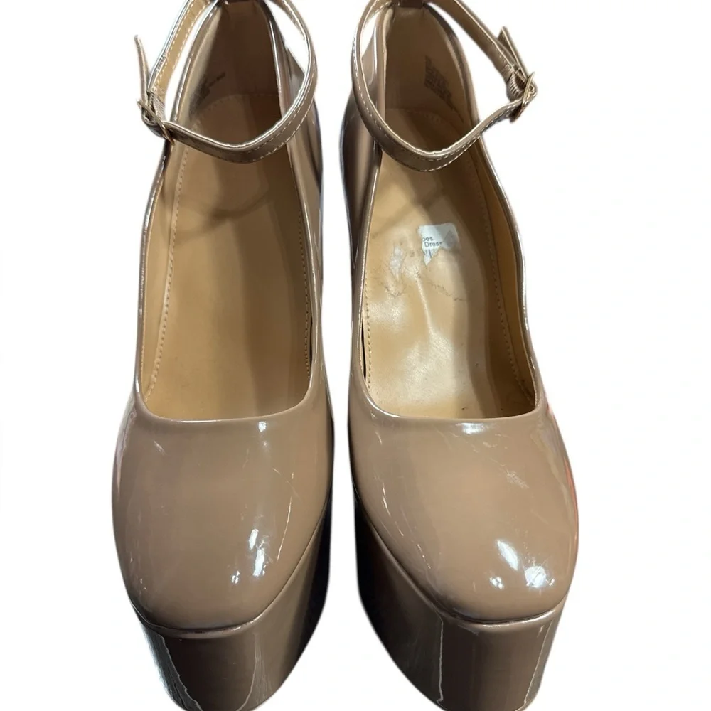 JF Nude Patent Platform Heels – Size 7.5, 6” Heel Ankle Strap Pumps